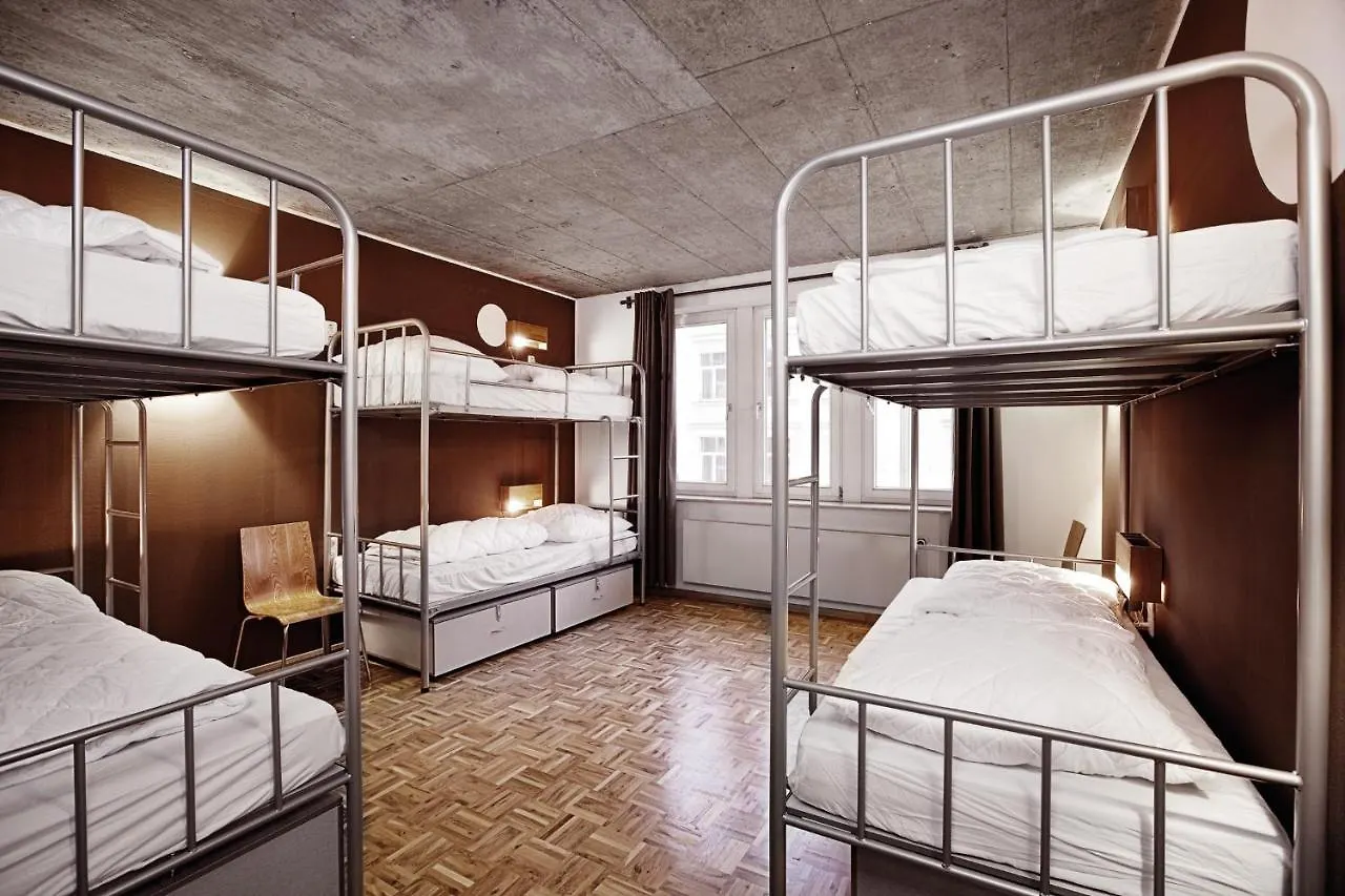 Five Elements Hostel And Capsules Frankfurt Frankfurt am Main 0*,