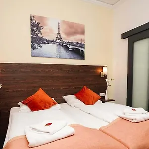Little Paris Франкфурт-на-Майне